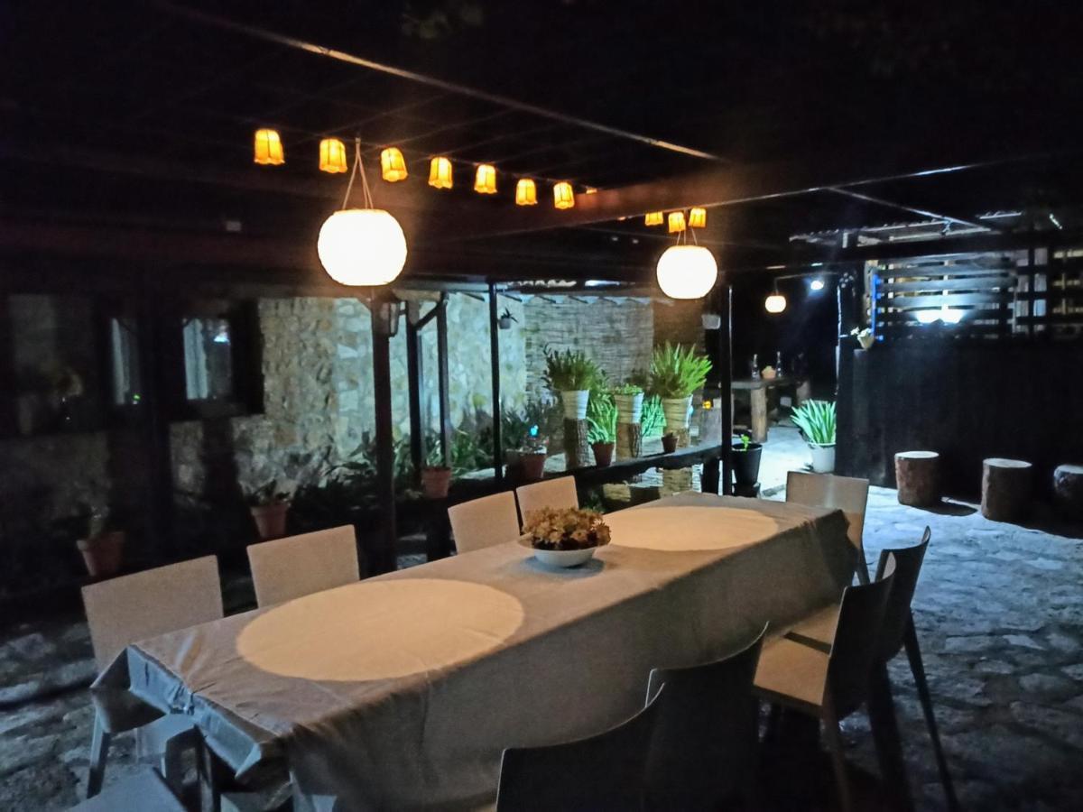 Chalet Lujo En Zafiro Lagunazo 5 O 3 Y 3 Banos Parque Natural Del Rio Mundo Riopar