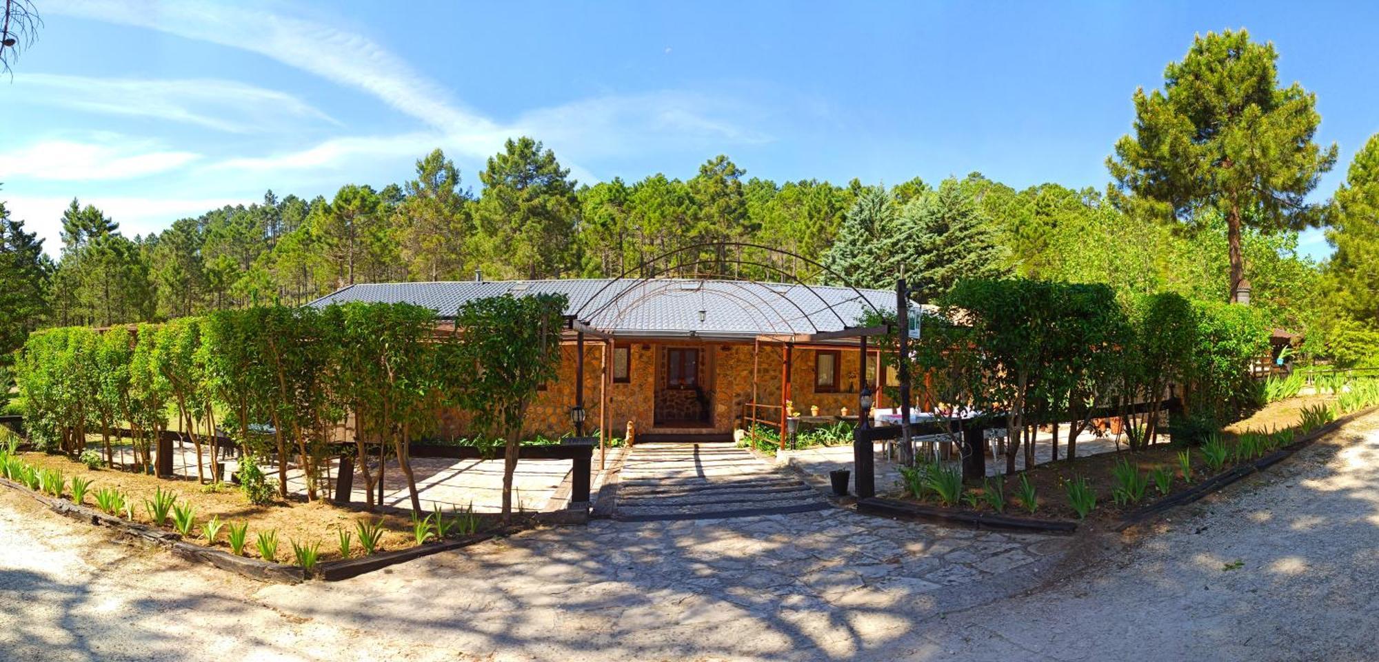Chalet Lujo En Zafiro Lagunazo 5 O 3 Y 3 Banos Parque Natural Del Rio Mundo *